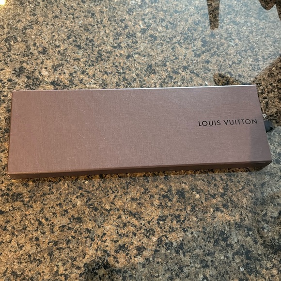 Louis Vuitton tie box - Picture 2 of 7